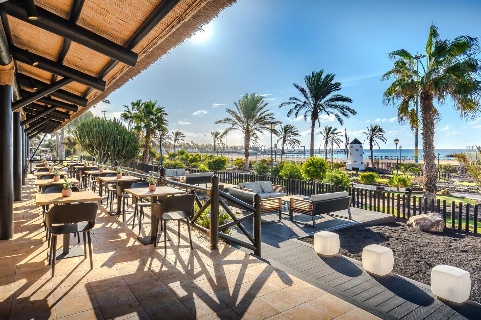 Отель Barcelo Fuerteventura Royal Level - Adults Only Калета-де-Фусте Экстерьер фото